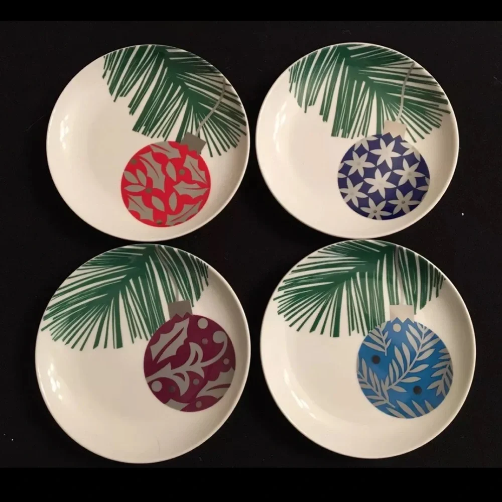 NIB - Crate&Barrel Ornament Plates - set of 4 - 7”